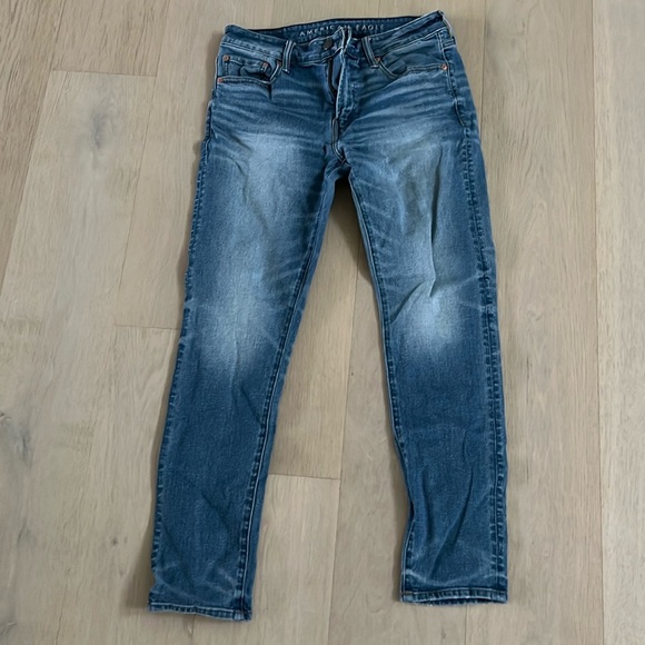 American Eagle Jeans - Picture 1 of 5